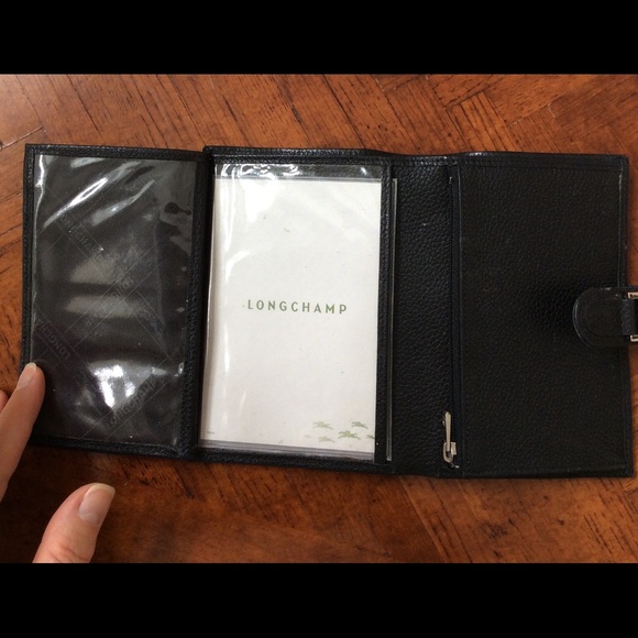 Longchamp Grain Black Leather Wallet - Picture 3 of 4